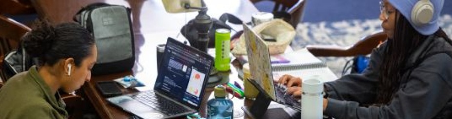 The first day of the spring semester on South Campus in January 2026. Students in Abbott Library. 