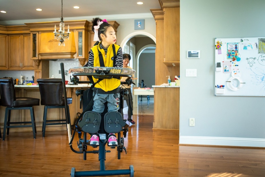 Zoom image: Yuna at home. Credit: Douglas Levere / University at Buffalo. View and download all photos in this press release. 